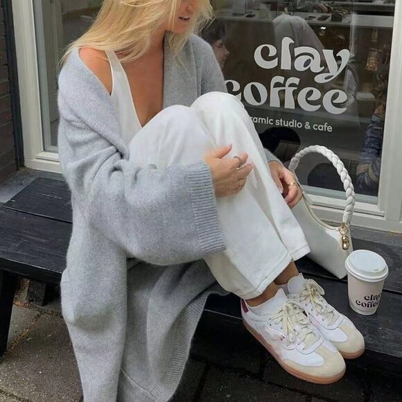 Grey Casual Women's V-Neck Buttonless Super Loose Long-Sleeved Knitted Cardigan - Picture 5 of 8